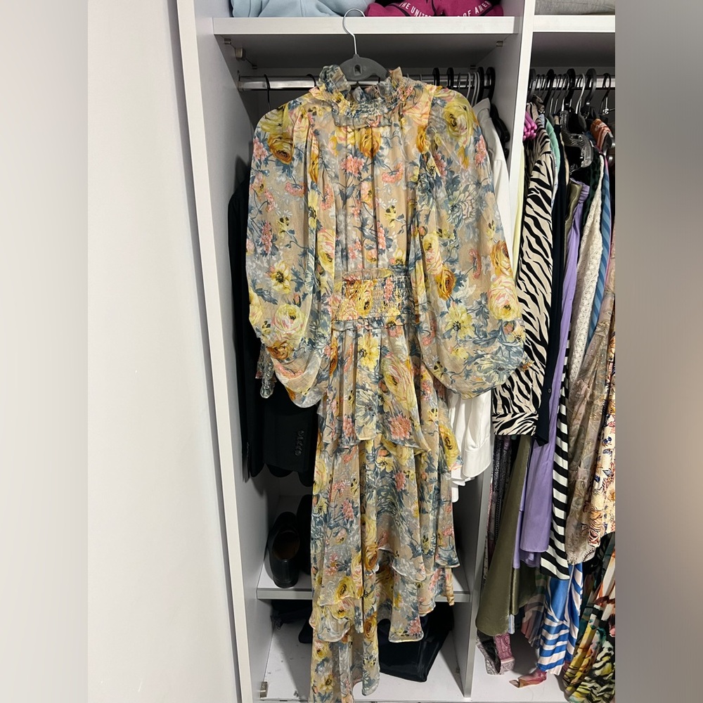 COPY - ELLIAT midi floral dress! Size 2